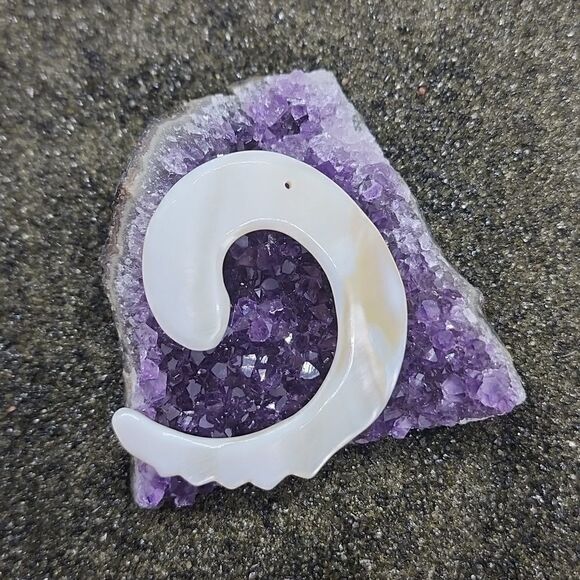 Carved White Shell Freeform Pendant Bead 53x50x3mm - Picture 3 of 4